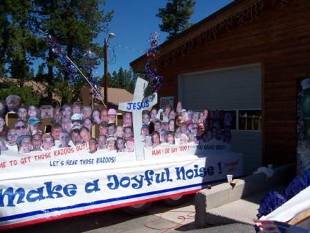 Faith Chapel Church float build