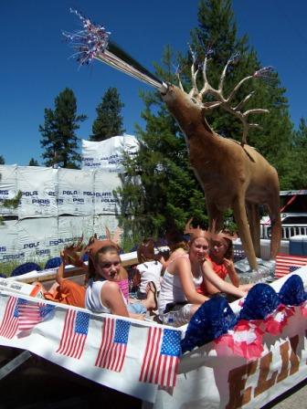 Faith Chapel Church float build