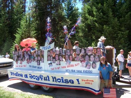 Faith Chapel Church float build